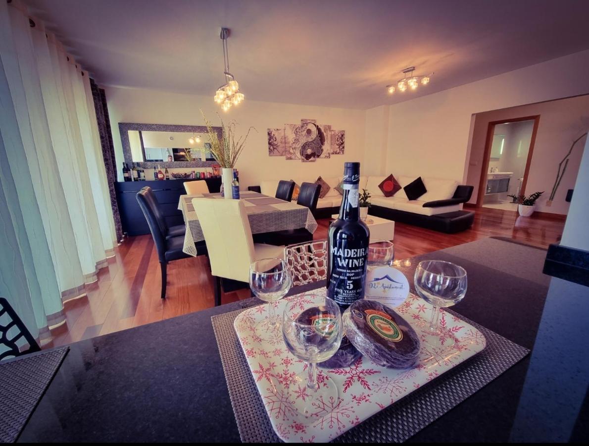 Big Apartment With Ocean Views, Ideal For Groups Funchal (Madeira) Luaran gambar