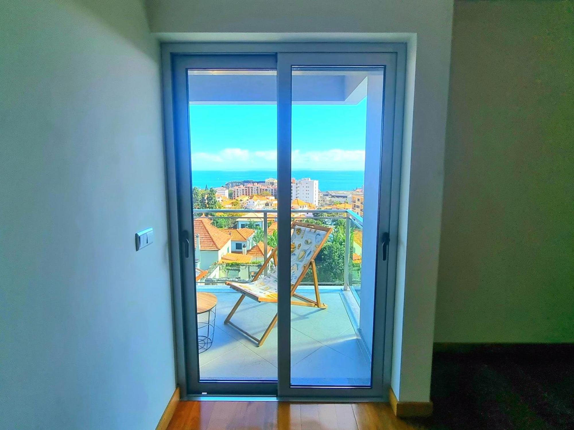 Big Apartment With Ocean Views, Ideal For Groups Funchal (Madeira) Luaran gambar