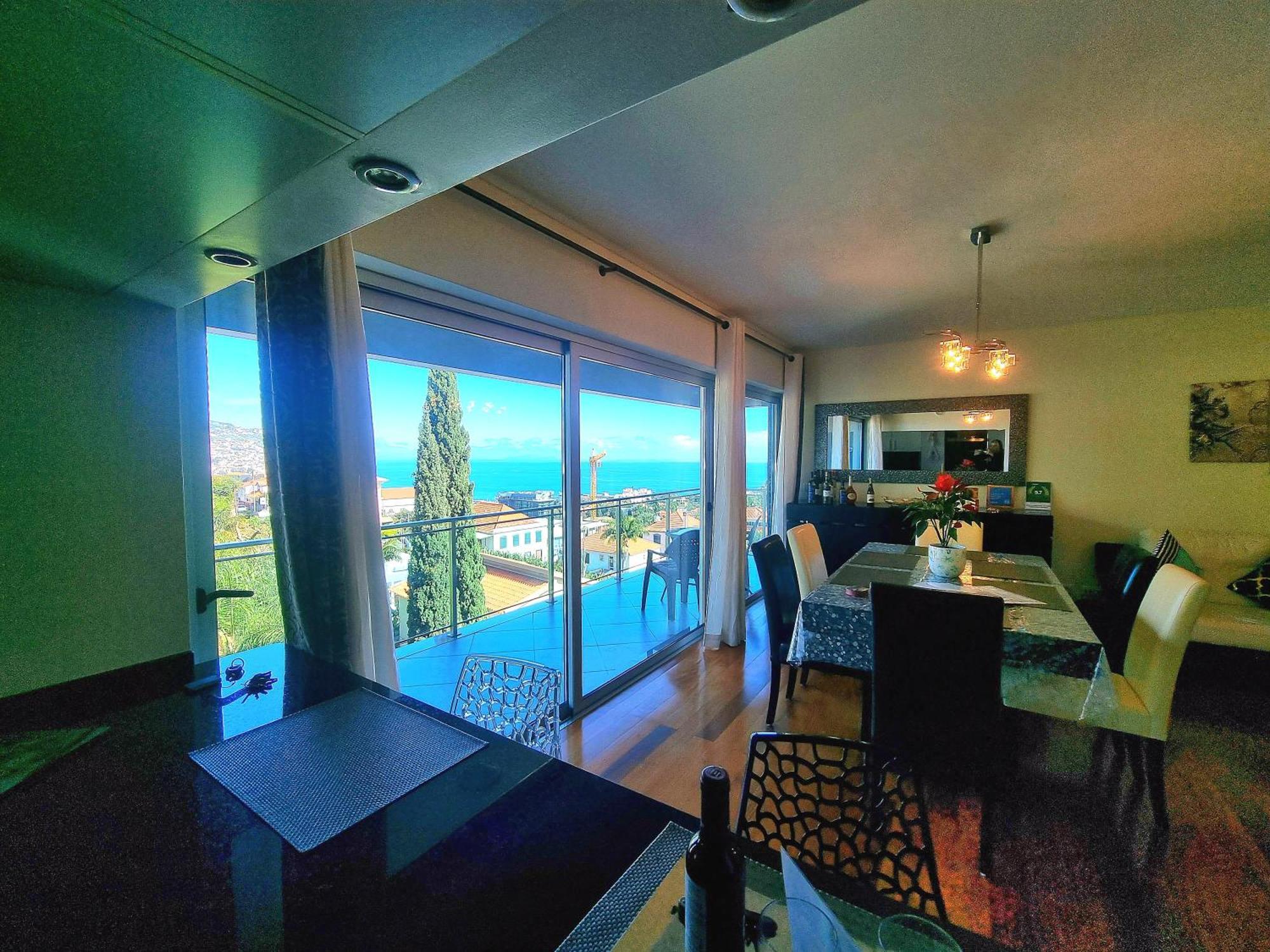 Big Apartment With Ocean Views, Ideal For Groups Funchal (Madeira) Luaran gambar