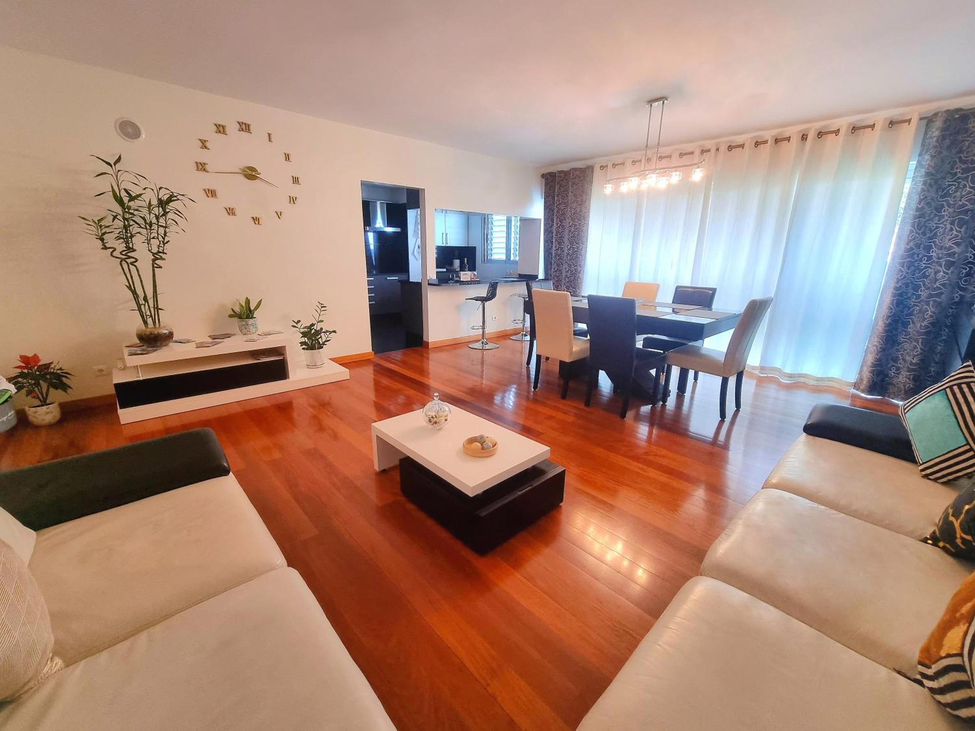 Big Apartment With Ocean Views, Ideal For Groups Funchal (Madeira) Luaran gambar