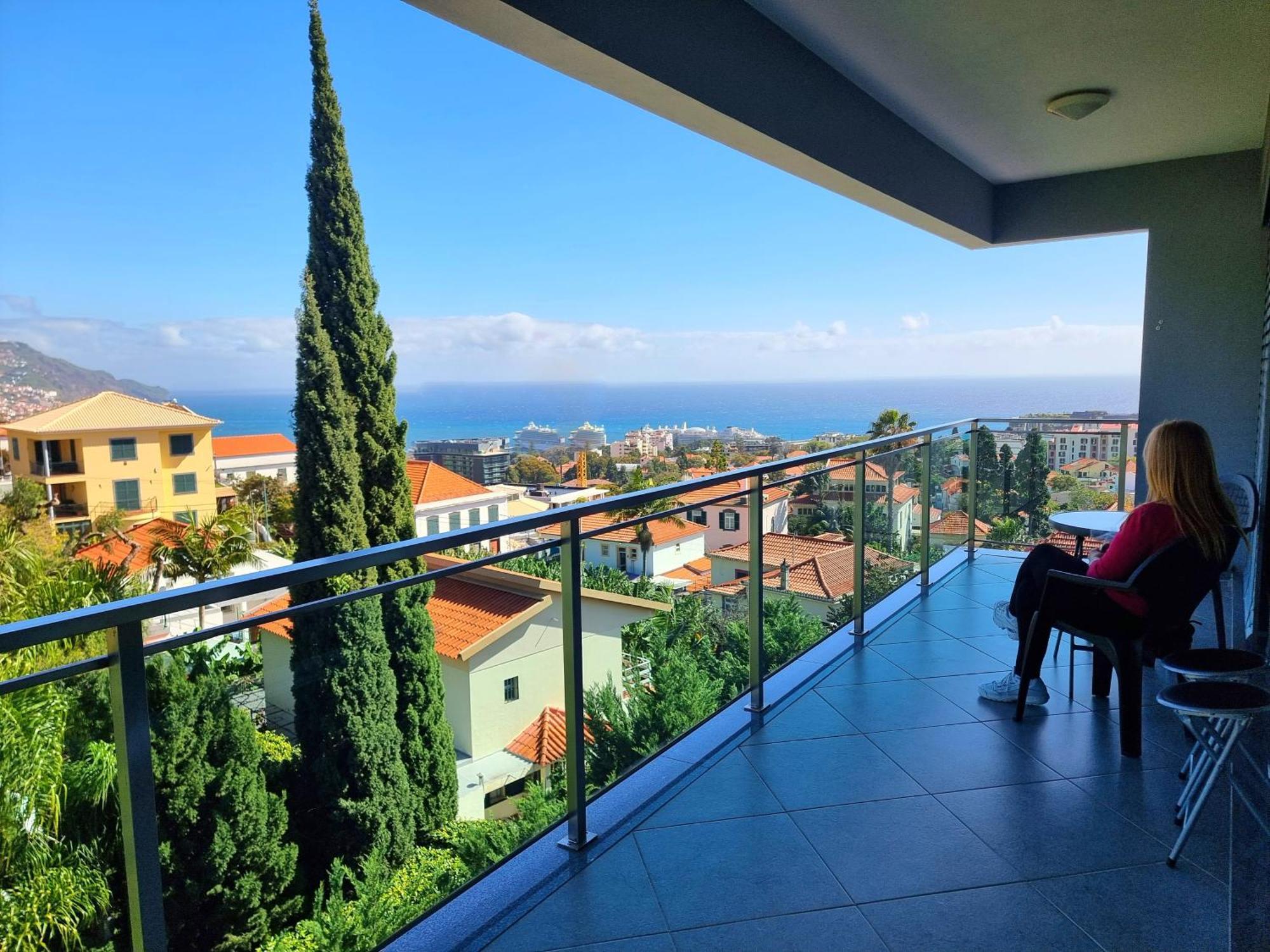 Big Apartment With Ocean Views, Ideal For Groups Funchal (Madeira) Luaran gambar
