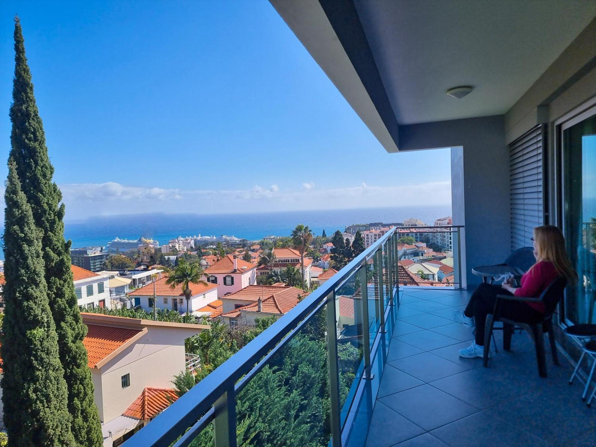 Big Apartment With Ocean Views, Ideal For Groups Funchal (Madeira) Luaran gambar