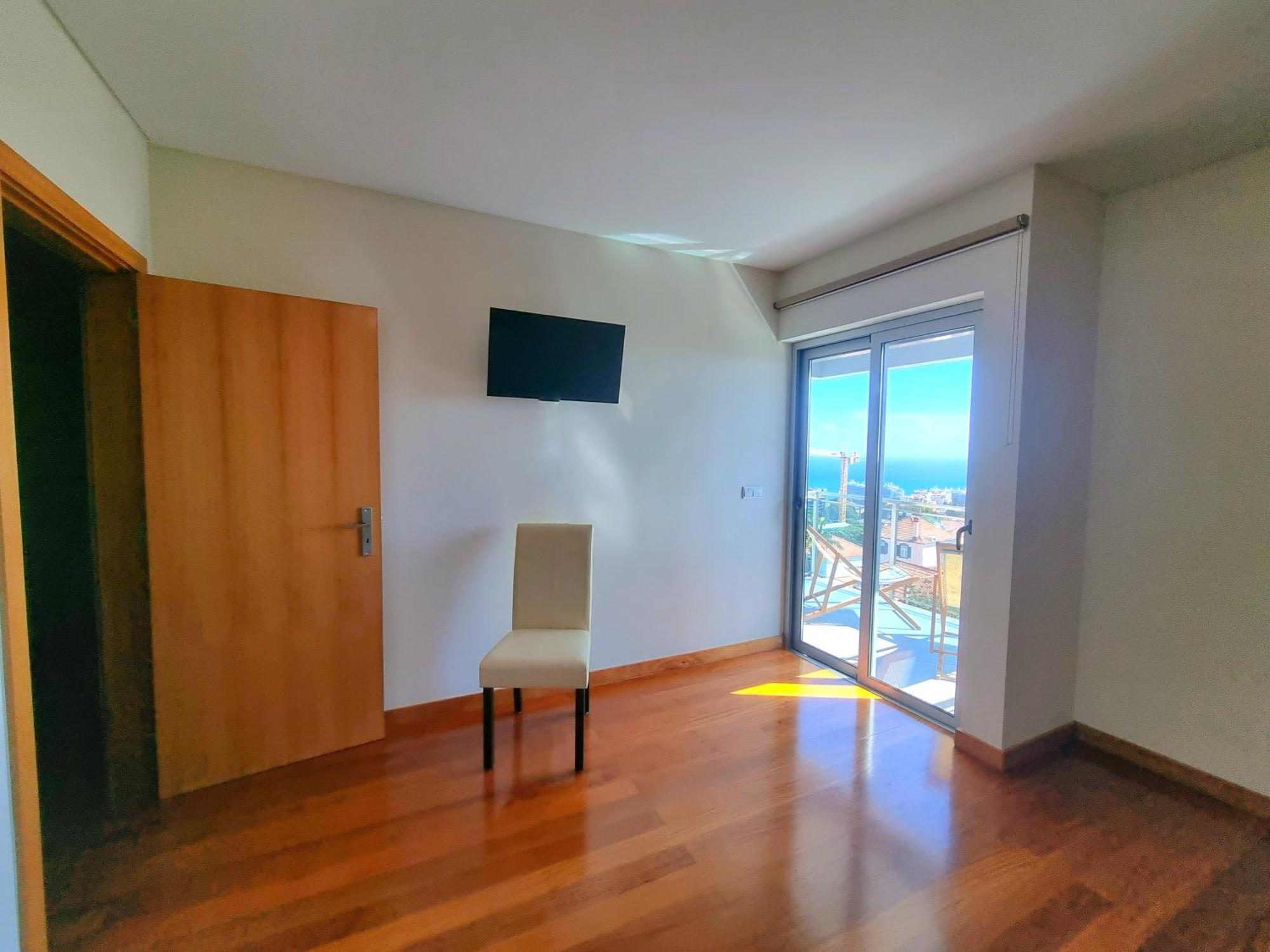 Big Apartment With Ocean Views, Ideal For Groups Funchal (Madeira) Luaran gambar