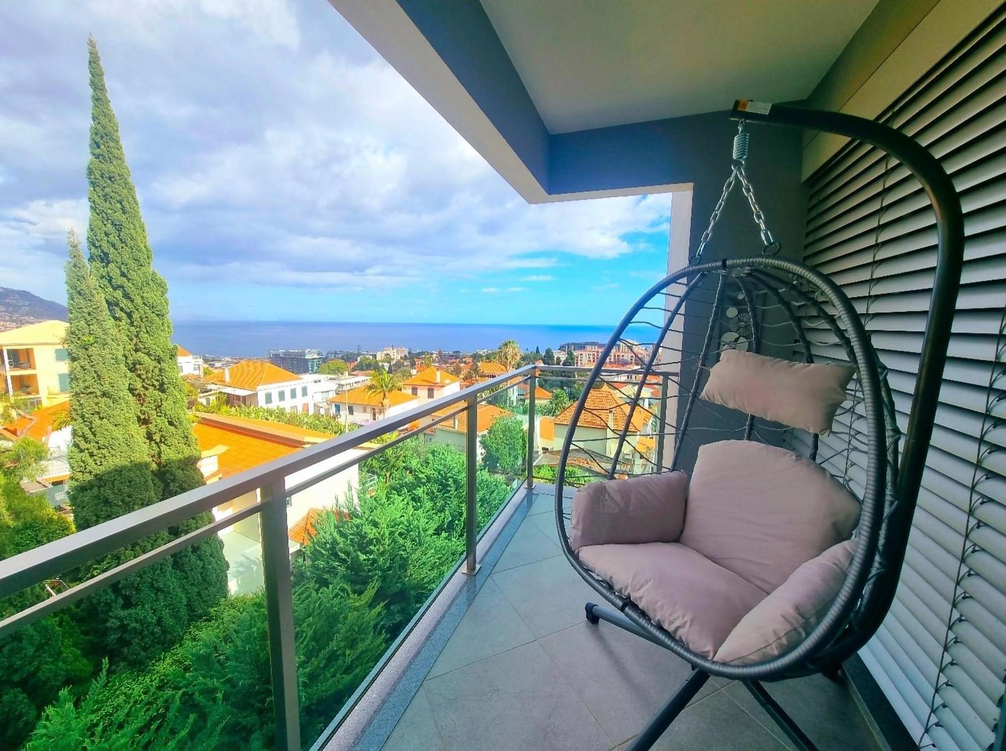 Big Apartment With Ocean Views, Ideal For Groups Funchal (Madeira) Luaran gambar